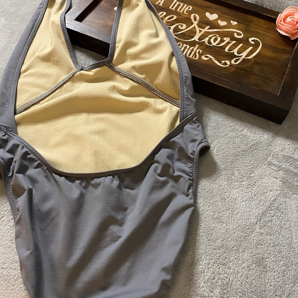 Victorias Secret Gray One Piece Swimsuit deep plunge neckline Sz M - Picture 7 of 9